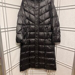 Women's Black Puffer Coat size XXL on tag but in real L/XL